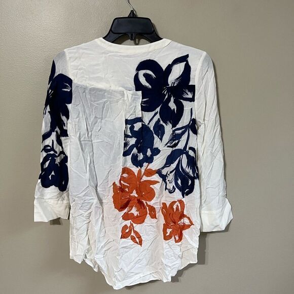 Anthro Maeve white size 0 floral blouse - Picture 4 of 4